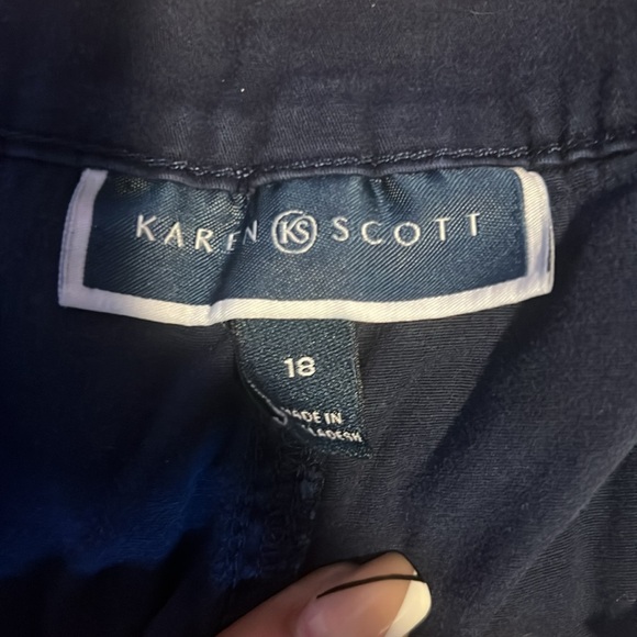 Lot of 2 Karen Scott Shorts Size 18 - Picture 3 of 7